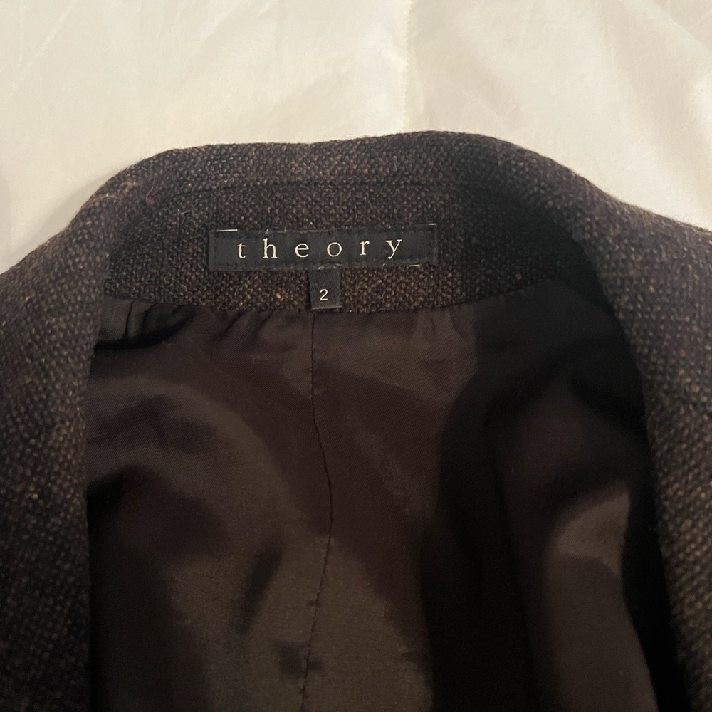 Theory wool blazer - Picture 2 of 7